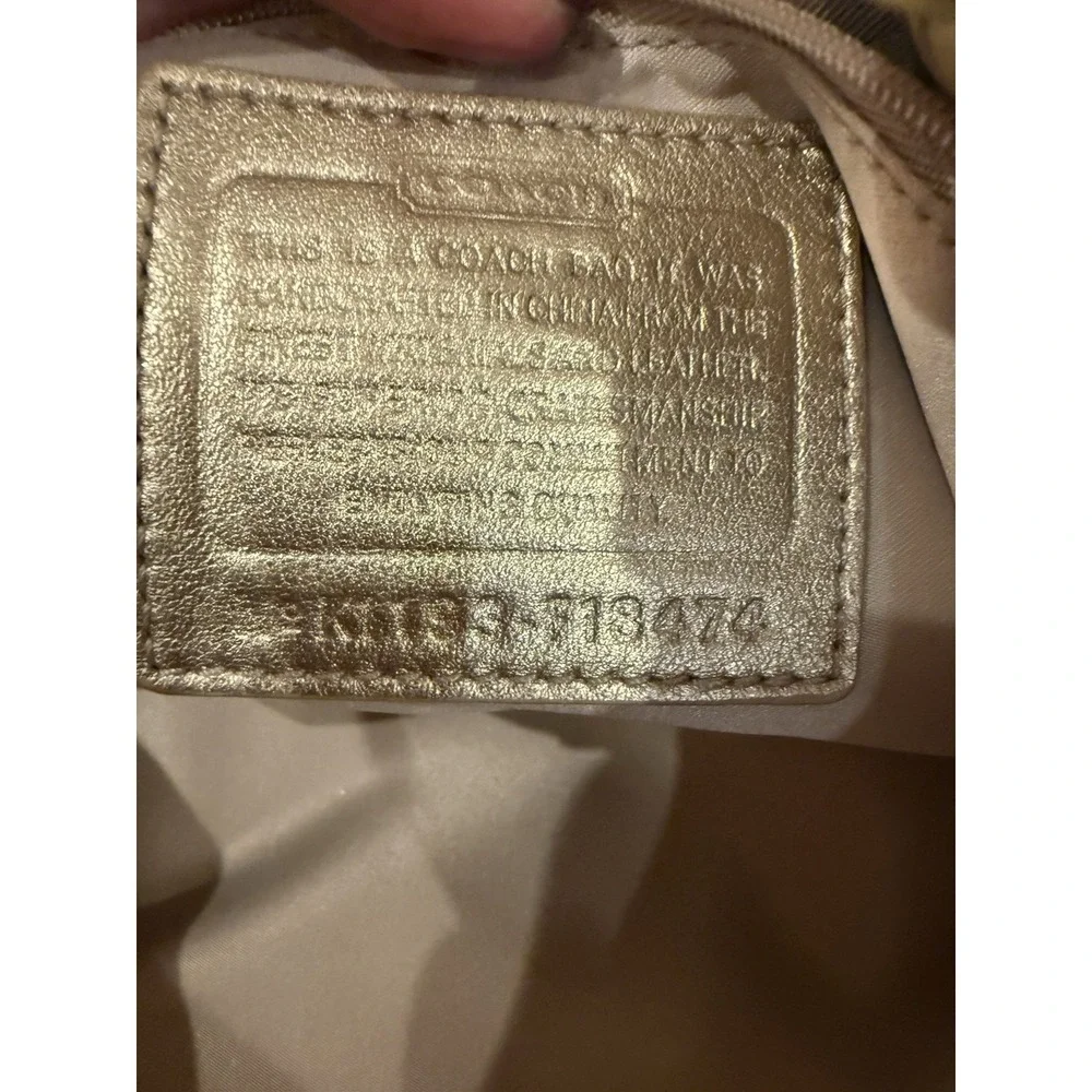 Coach vintage penelope